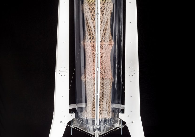 Column project incubator and knitted structure