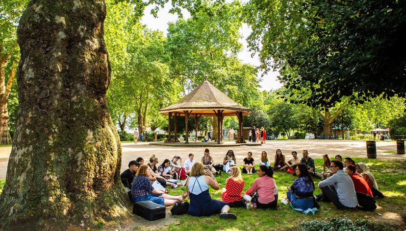 Curating Contemporary Art and Design summer school