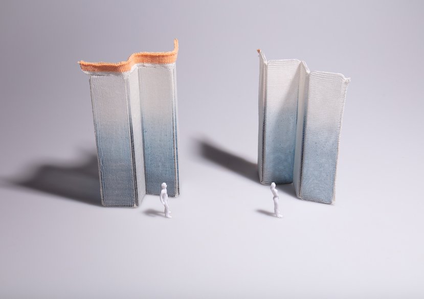 Deployable Knitted Divider