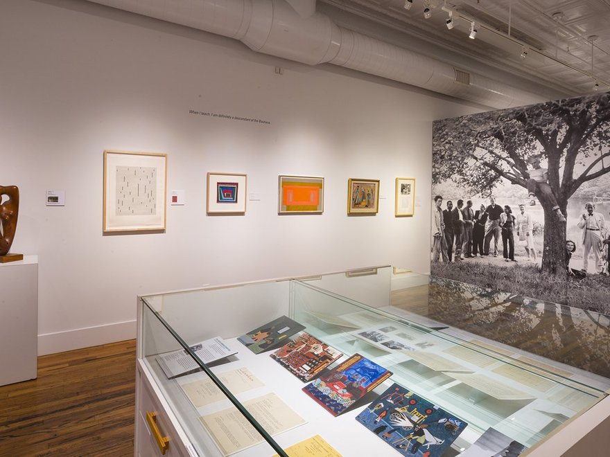 Between Form and Content: Perspectives on Jacob Lawrence and Black Mountain College
