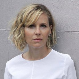 Beth_Hughes_portrait.jpg
