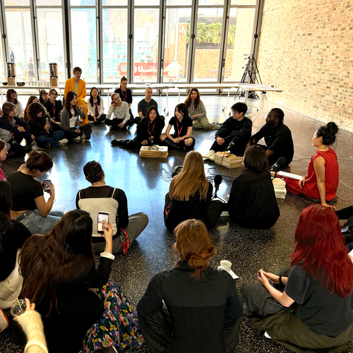 CCA students in conversation with artist Lynn Lu during the March Assembly 2026, during which seven student groups tested out aspects related to Unit 3: Curating in a Collaborative Context. Photo: Laura Valles Vilchez.