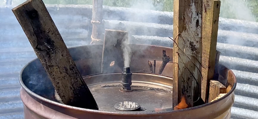 Developing a Small Sustainable Charcoaling Retort