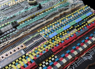 Electronic Tapestry: components