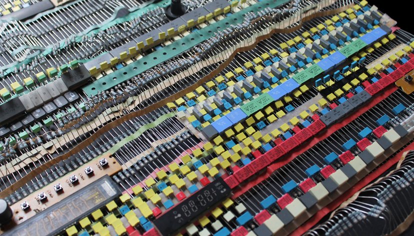 Electronic Tapestry: components