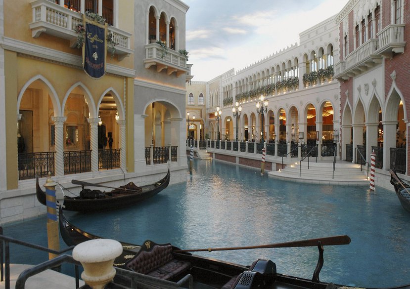 Grand Canal, screened on the Millennium Screen, Coventry