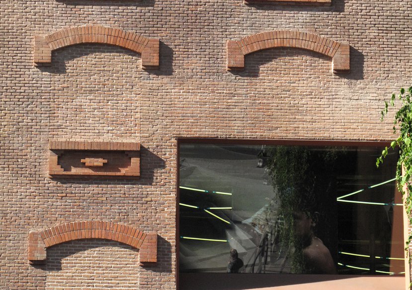 Creative Reuse in Architecture and Interior Design, Graeme Brooker