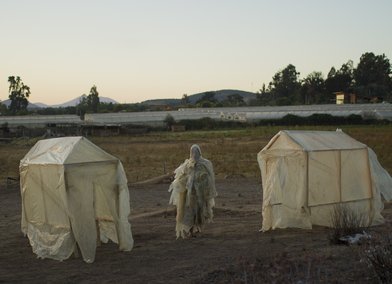Museo Pelumpen - 'Invernaderos Fantasmas' (Phantom greenhouses) - Scenic intervention by the theatre company 'Monstruos Postindustriales' in Limache, Chile 2022