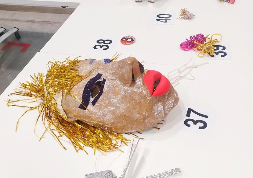 STYLING BY CHANCE, experimental workshop based on the principles of chance by Masha Mombelli