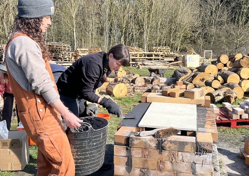 Fast Fire kiln building workshop at Oxford Kilns, March 2025