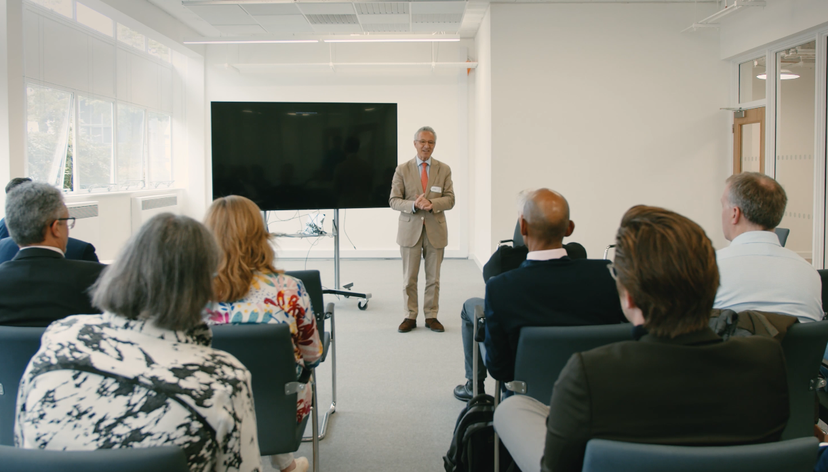 Dr Nick de Leon, delivering an RCA Executive Education course