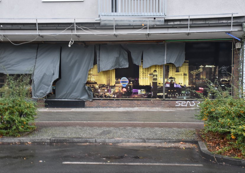 'Wedding Casino', Berlin city walk