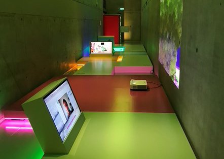 ‘The Ends of The World’. Lithium. Het Nieuwe Instituut, Rotterdam. 2020. Photo Ina Hollman.