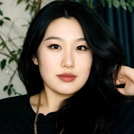 Junying Zhou