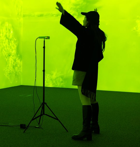 Topos Experience, Damien Roach (PhD, School of Arts & Humanities)